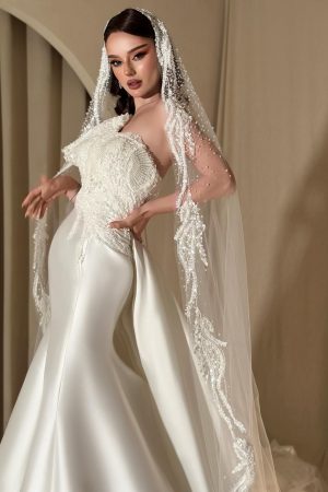 Graceful Aura Wedding Dress - Eleganza Boutique